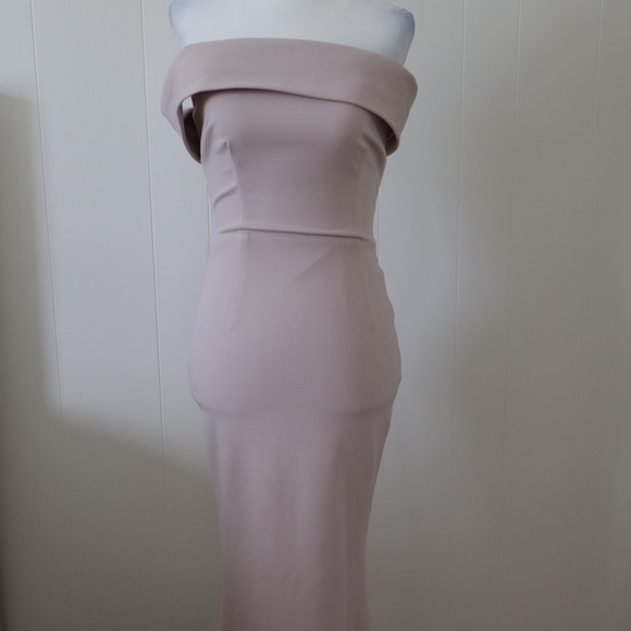 Katie May Legacy Gown in Dove - Picture 2 of 8